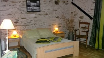 chambre-dhotes-puydufou.jpg